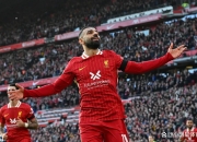 萨拉赫连续二十场比赛得分超过高光表现，雄鹿挑战极限！